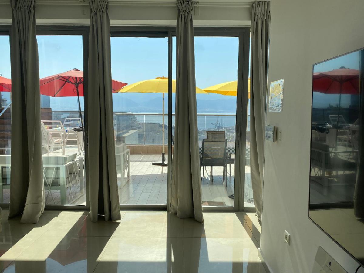 엘라트 Stunning Penthouse With Sea Views And Private Heated Pool 아파트 외부 사진