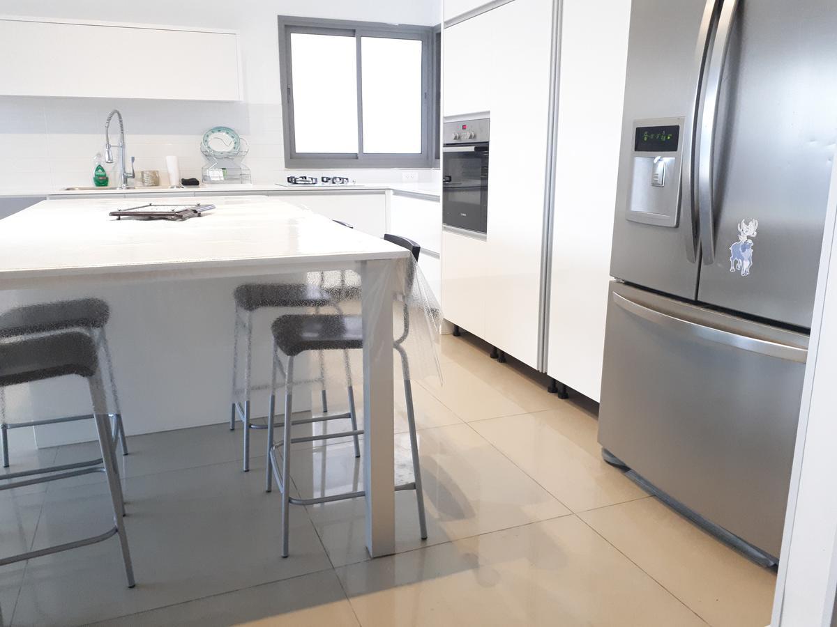 엘라트 Stunning Penthouse With Sea Views And Private Heated Pool 아파트 외부 사진