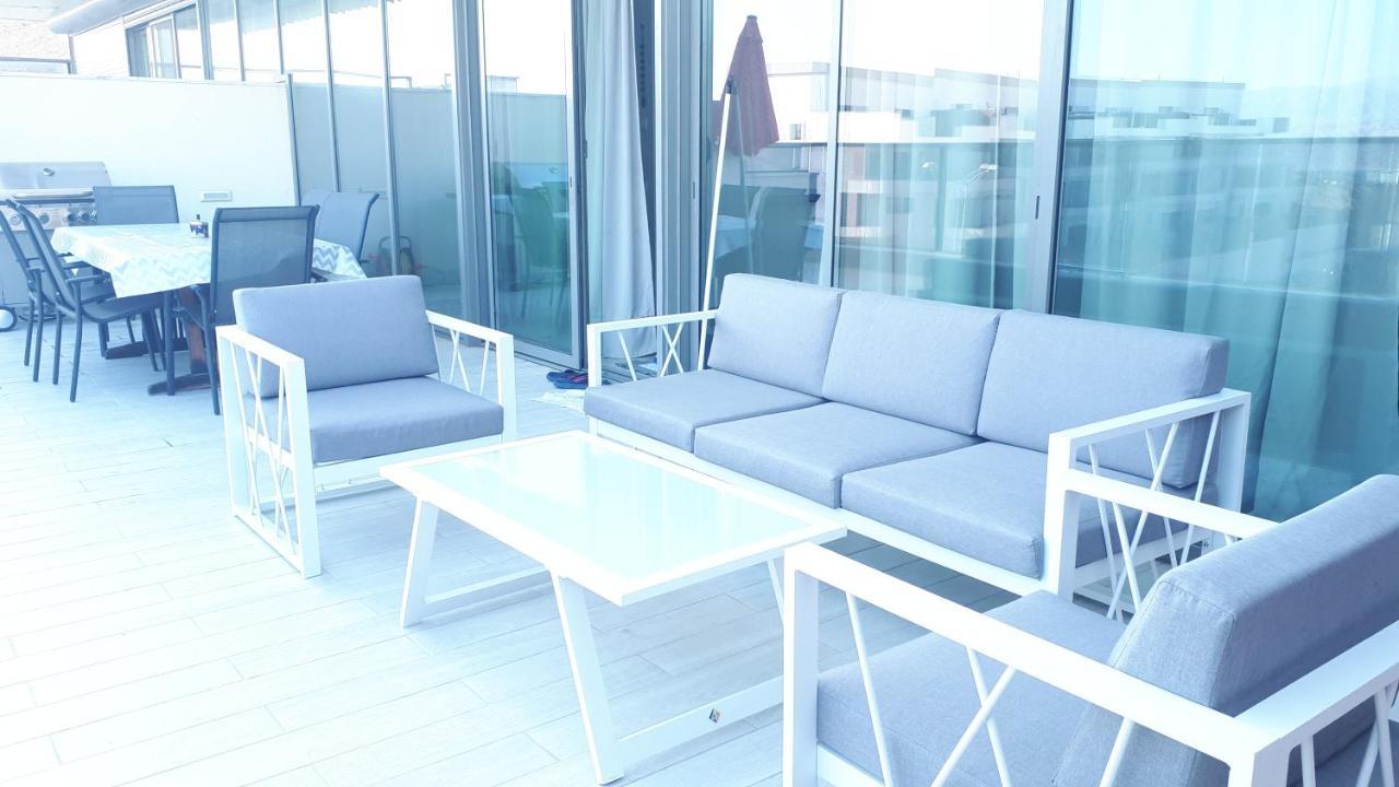 엘라트 Stunning Penthouse With Sea Views And Private Heated Pool 아파트 외부 사진